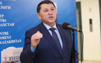 «Наконец-то»: Бекшин жаңа штамның қашан келетінін айтты