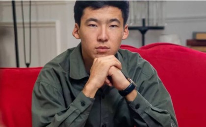 “Үкілі бала ” өзін Нәзиманың кесірінен ажырасып кетіпті” дегендерге жауап берді