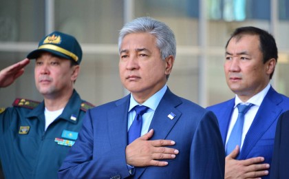 «Мен - Назарбаевтың өнімімін»: Тасмағамбетов 65 жасқа толды