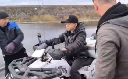 «Бала көмектескісі келген»: СҚО полициясы баласы квадроцикл мінген тұрғынға неге айыппұл салынғанын түсіндірді