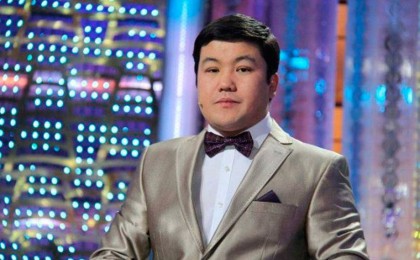 Тұрсынбек Қабатов тойдан қанша табыс табады?