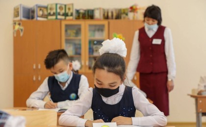 БҒМ пікір білдірді: Мұғалімдердің жалақысы 30 пайызға қысқара ма?