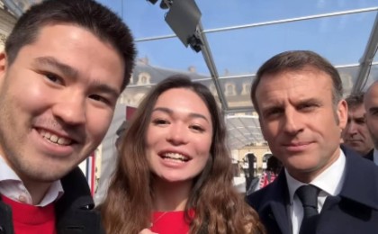 «Макронның өзі құттықтады»: Мұхтар Тайжанның ұлы қалыңдығына сөз салды