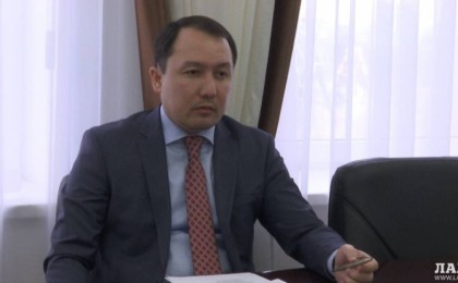 Lexus алған, пәтерін жөндеу жүргізген: Ақтөбелік әкімнің орынбасары 90 млн жымқырған