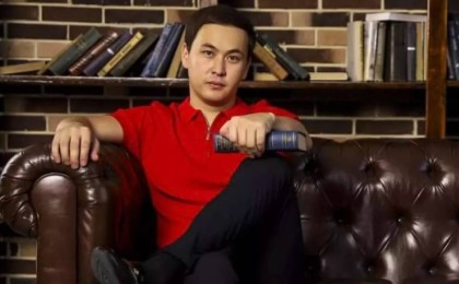 "Ақшадан басқа түк ойламайды": Жас әнші қазіргі шоу-бизнес өкілдеріне реніш білдірді (видео)