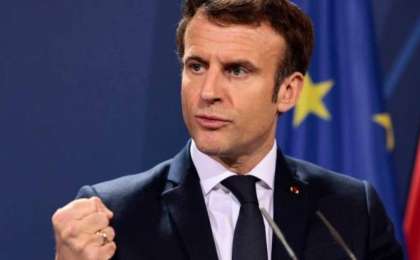 «Өтірік сөзді қойсын». Макрон Путиннің бейбітшілік орнатқысы келетініне сенбейтінін айтты