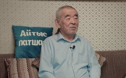 “Айтысты тоқтатыңдар” деген Назарбаевтың нұсқауын көрсетті” - Жүрсін Ерман