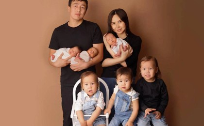 "25 жасында алты балалы болған": Қазақстандық әйел алдымен егізді, артынан үшемді қалай дүниеге әкелгенін айтып берді