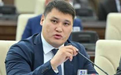 Полиция Берденовтің күдіктінің әйеліне тиіскені туралы ақпаратқа қатысты мәлімдеме жасады