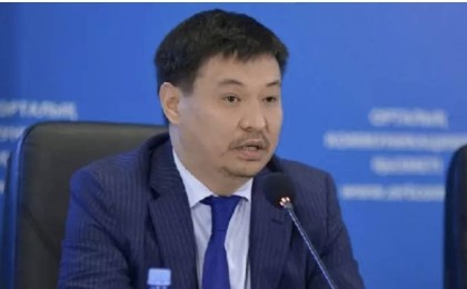 Шымкент әкімінің экс-орынбасары сотта жылап жіберді