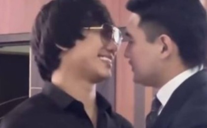 "Еще астыңғы ернін тістеп қоя ма": Қайрат пен Төреғалидің видеосы тағы да қызу талқыға түсті