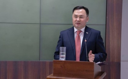 Азаматтардың құқықтары және қолжетімді сот төрелігі: Жоғарғы Сот Төрағасы сот реформалары туралы айтып берді