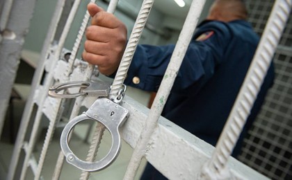 Алматыда қыз зорлады деген күдікке ілінген адам ұсталды