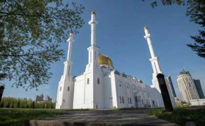 Мешітке 15 минутқа ғана кіруге рұқсат: бас мүфти үндеу жасады