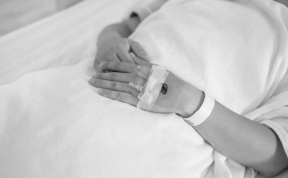 Нұр-Сұлтанда коронавирустан көз жұмған дәрігер үйінде өз бетімен емделмекші болған - Қазақстан жаңалықтары