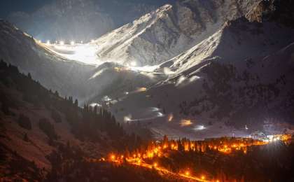 Шымбулак впервые запустил ночные катания с Талгарского перевала