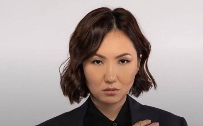 "Алиментке 22 миллиард теңге қарыз": Танымал коуч көп бала туатын аналарды сынады