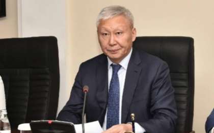 Экс-депутатқа қатысты үкім шықты: Кәмелетке толмаған қызды зорлады деп айыпталған