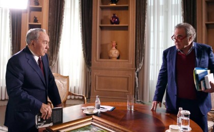 Назарбаев туралы тағы бір фильм жарық көрді (ВИДЕО)