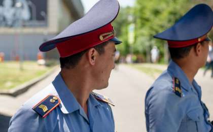 Анасының жаназасында жоқтау айтқаны үшін участковый келіп айыппұл салған