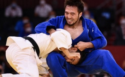 «Қарсыласының мойнын бұрап жіберді»: Елдос Сметов Ташкентте өтіп жатқан жарыстан шеттетілді