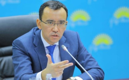 Мәулен Әшімбаев: "Осы жазбаға кешегі сөйлеген сөзімнің видеосын қосып отырмын"