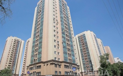 Алматыдағы тұрғын үй кешенінің 18-қабатынан 22 жастағы аяғы ауыр бойжеткен секіріп кетті