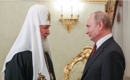 "Боқтады ма?": Патриарх Кириллдің Путинге айтқан сөзі желіде қызу талқыға түсті (ВИДЕО)