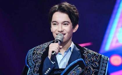 «Кетчуп пен нан деген қараңғы қазақтарға арналады»: Димаштың өнерін келекеге айналдырғандар сынға қалды (видео)