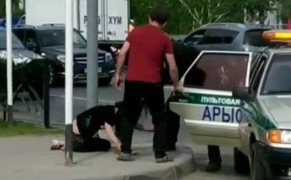 Қостанайда тротуардың бойымен шашынан сүйрелген трансгендер оқиғаның өз нұсқасын айтты - Қазақстан жаңалықтары