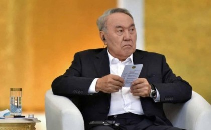 Қанат Мусин «Елбасы туралы» заңның күші неге жойылмай жатқанын түсіндірді