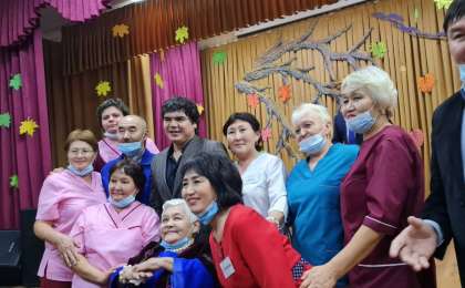 «Birgemiz: Qamqor»: в рамках общенационального проекта  в дома престарелых привлечены волонтеры