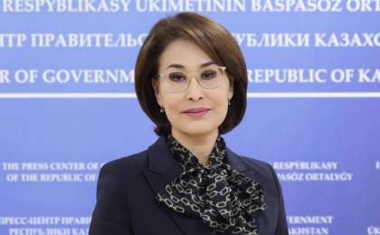 Денсаулық сақтау министрі қымбат брендтің киімдері мен сөмкесін қаншаға алғанын айтты