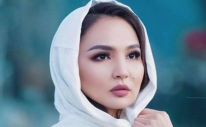 Қайрат Нұртастың әйелі балаларына өлім тілеген екі әйелді сотқа берді (ФОТО)