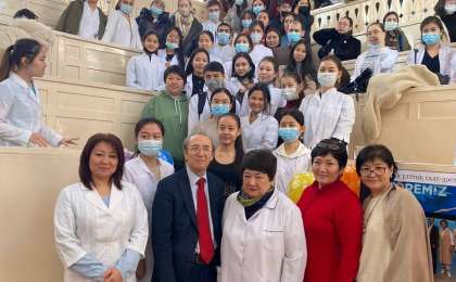 Бердалы Оспан встретился со студентами Национального университета