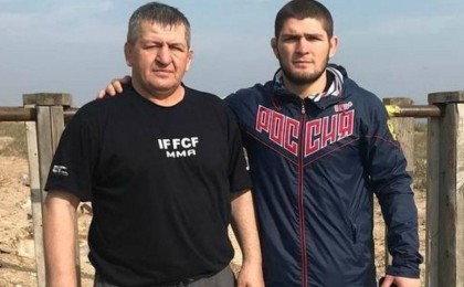 Макгрегор комаға түскен Хабибтің әкесін қолдады - Қазақстан жаңалықтары