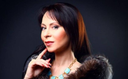 Өрттен зардап шеккен атақты әнші комада жатыр