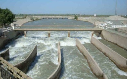 "Бөгет жарылып, адамдар қашып жатыр": Алматы облысындағы тасқынға қатысты видеоны әкімдіктегілер түсіндірді