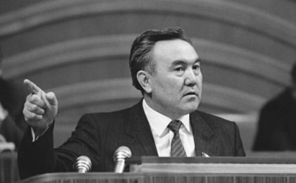 1987 жылғы Н.Назарбаевтың сұхбаты: "Қонаевтың портреті қала мен ауыл, кеңсе, мектеп, тіпті бомба қоймаларында ілінген"