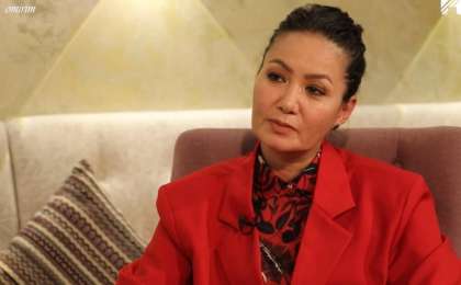 “Әйелдер еркексіз дені дұрыс адам болмайды”: Азамат Сатыбалдының жары көптің ашуына тиді