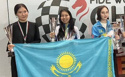 Қазақстан шахматшылары Италиядағы әлем чемпионатында күміс және қола медальдарды жеңіп алды