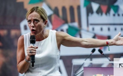 Италия үкіметін алғаш рет әйел адам басқарады