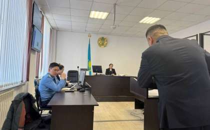 "Президент келерде ғана жол белгісін салған": Прокурор Ақтөбе әкімдігінің қызметкерін 8 жылға соттауды сұрады