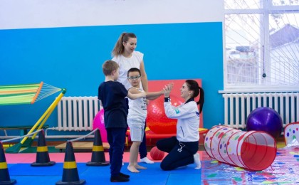 Алматы облыстық мәслихатында аутистік спектрдің бұзылуы бар балалардың білім алу бойынша құқықтарының сақталуын қамтамасыз ету мәселесі қаралды