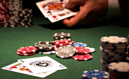 305 мемлекеттік қызметкер құмар ойынның құрығына түскені анықталды