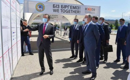 Қате ме, жоқ па? Тоқаевтың фотосы желіде қызу талқыланып жатыр