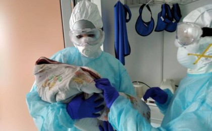 Атырауда коронавирус жұқтырған екі әйел босанды