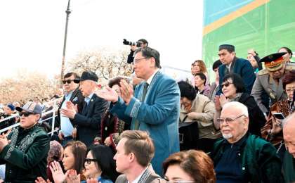 Аким Алматы Ерболат Досаев посетил праздничные мероприятия, посвященные Наурыз мейрамы