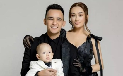 Әли Оқапов ұлының 1 жасын Вьетнамда атап өтті