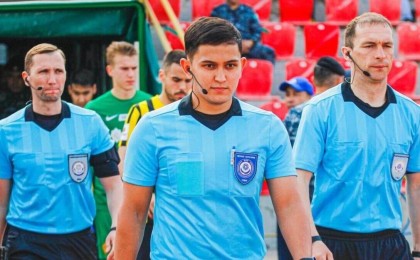 «Садақа»: Ақтөбелік жанкүйерлер тараздық төрешіге ақша аударып жатыр